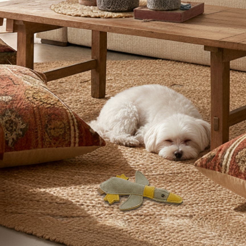 BUDDY. Hondenspeelgoed van leer "Kleine Eend"