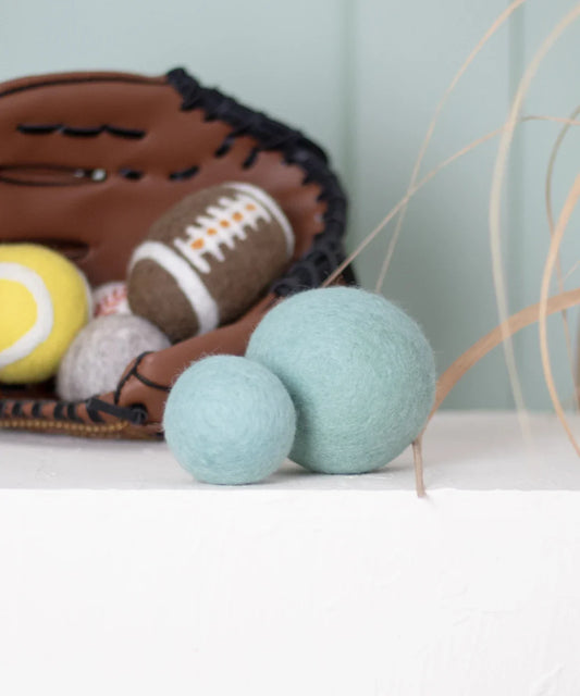 BUDDY. Hondenspeelgoed van schapenwol "Bal" - Mint