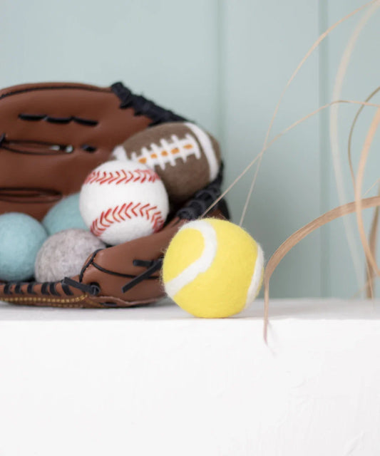 BUDDY. Hondenspeelgoed van schapenwol "Tennisbal"