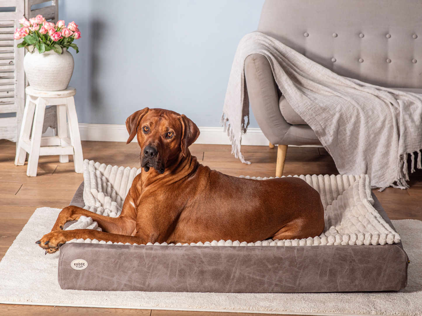 Hondenbed KUDDE veganistisch suède 